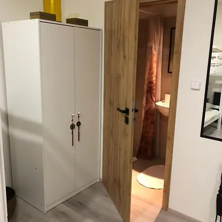 Apartment R E L L A X Studia Chvalovice Hate Na Greenway Praha-wien Chvalovice (South Moravian)