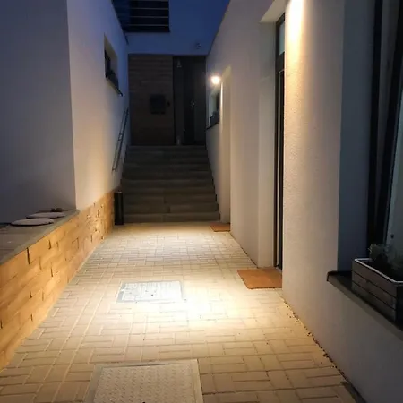R E L L A X Studia Chvalovice Hate Na Greenway Praha-wien Apartament Chvalovice (South Moravian)