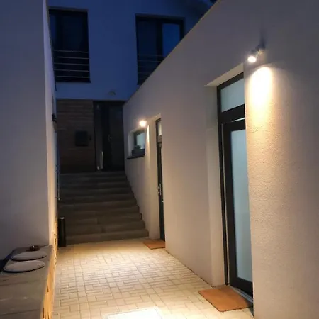 Apartment R E L L A X Studia Chvalovice Hate Na Greenway Praha-wien Chvalovice (South Moravian)